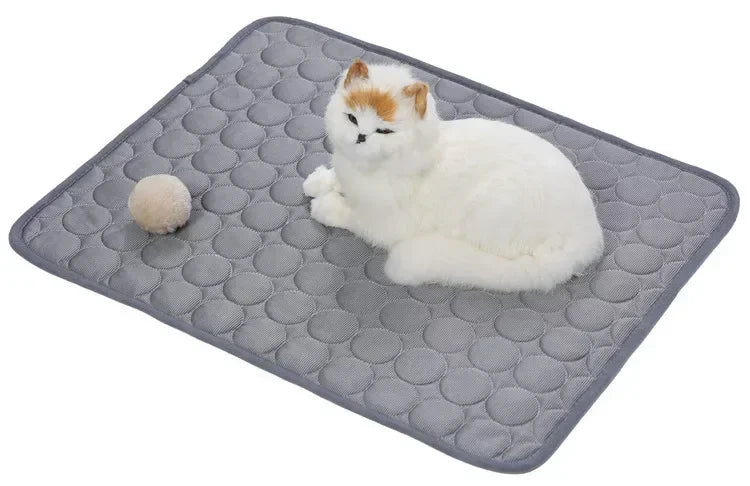 New Pet cooling pad Summer Cat and dog sofa Pad Soft Ice Silk Cold Feel Nest pad Summer dog cooling pad Dog bed