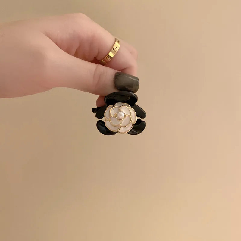 Black Flower Mini Hair Claws Elegant Temperament Camellia Hair Clip Princess Side Clip Women Girls Fashion Bangs Clips Hairpins