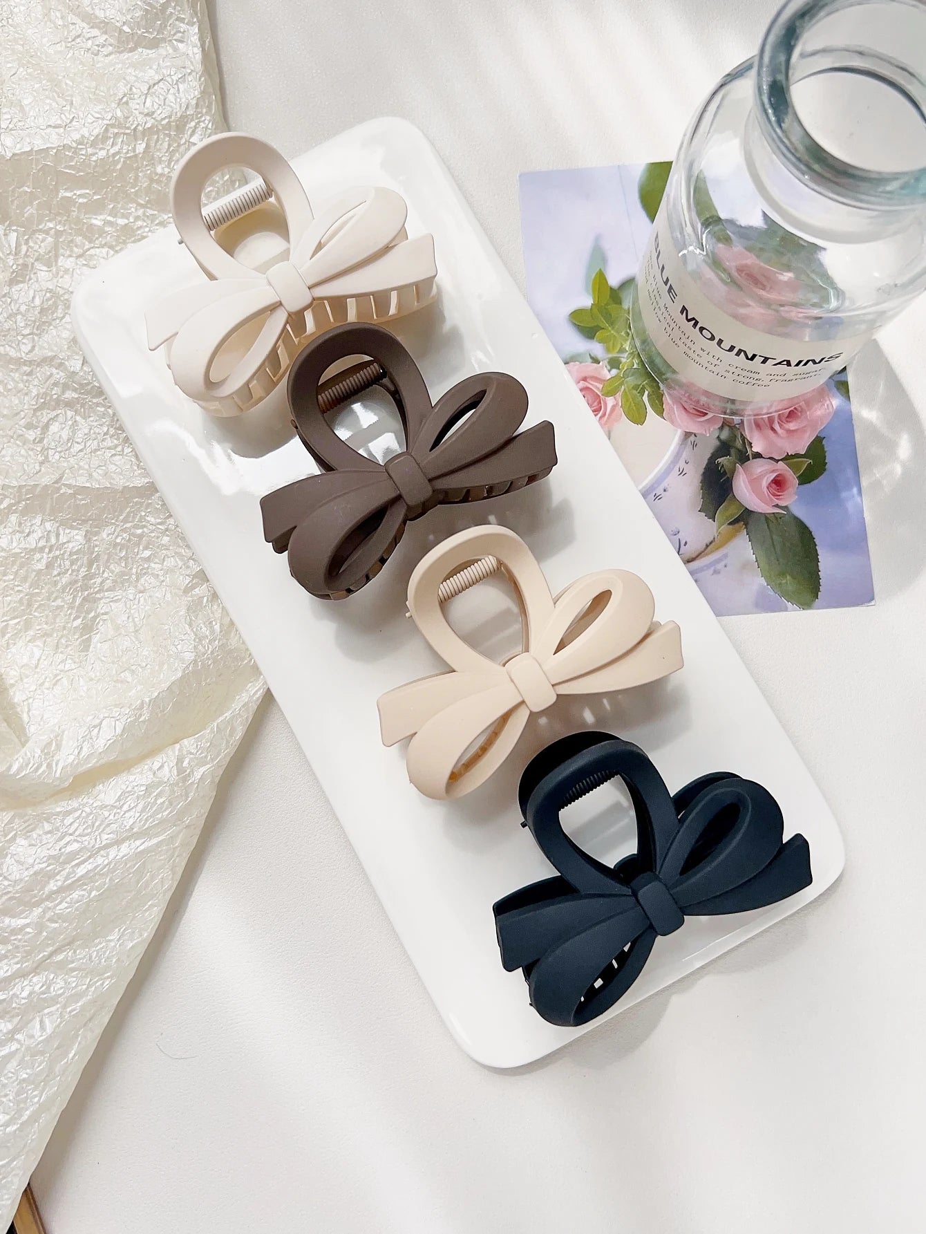 2 Pcs Hawaiian Flower Claw Clips for Women,Marble Vein Flower Hair Claw Clips for Thin Hair,Cute Beach Hair Accessories