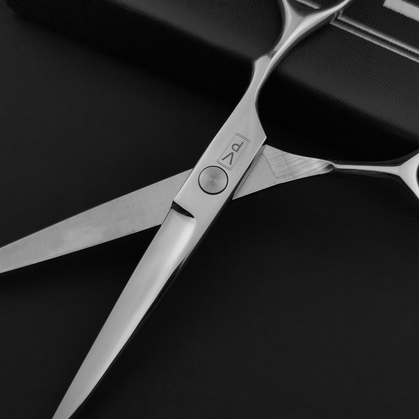 6.0" Hair Scissors Professional Hairdressing Scissors Set Barber Scissors Thinning Shears Hair Cutting Tool Hairdresser Scissors