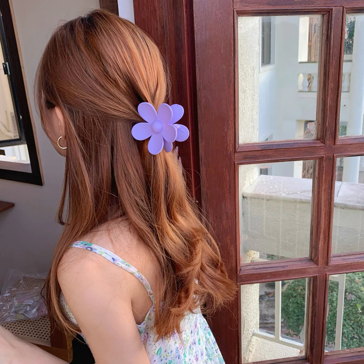 4PCS Fashion Flower Hair Claw Clips for Women Sweet Girls Solid Crab Hair Claws Ponytail Hairpin Barrette Headwear Accessories