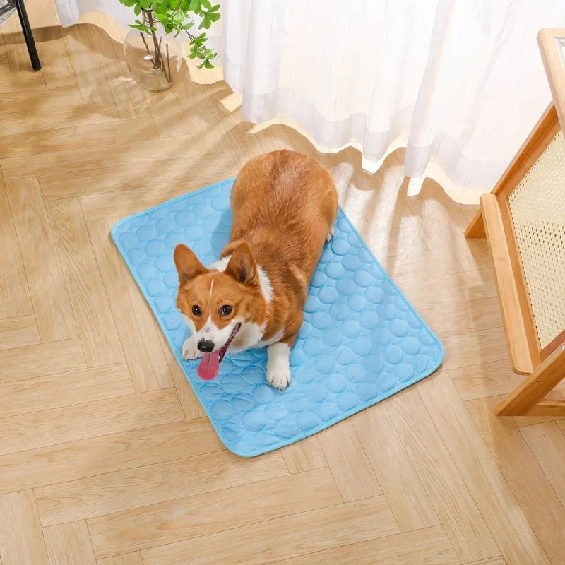 New Pet cooling pad Summer Cat and dog sofa Pad Soft Ice Silk Cold Feel Nest pad Summer dog cooling pad Dog bed